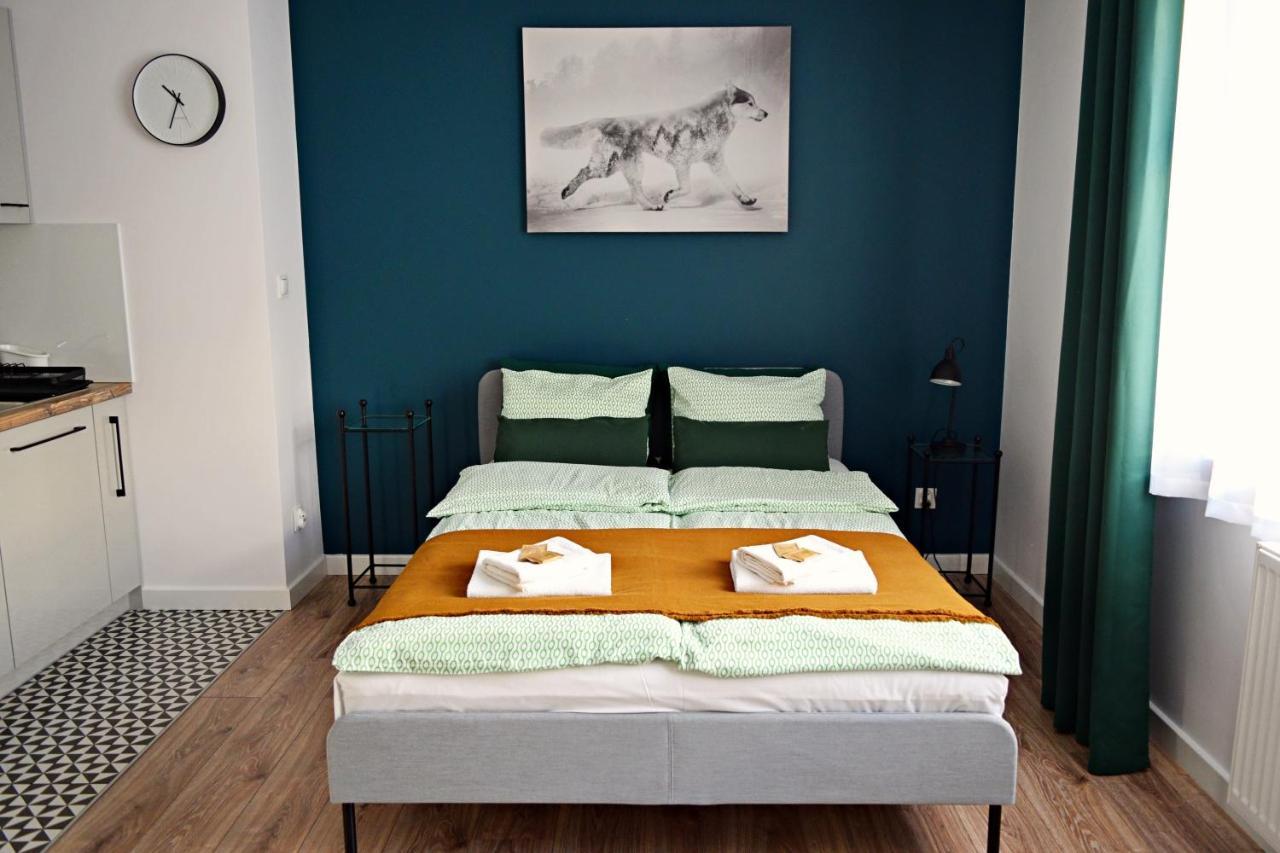 Forrest Apartment